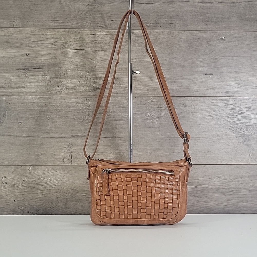 Vilenca Holland for Anthropologie Woven Leather Crossbody Bag in Tan